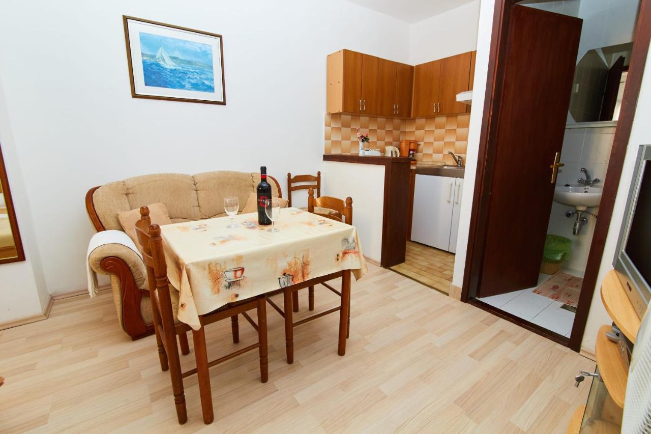 Apartments And Rooms With Parking Space Crikvenica - 19125 Ngoại thất bức ảnh